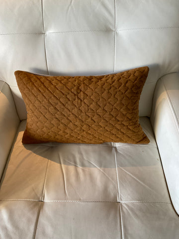 Wave Russet/ Seagull Lumbar Style Pillow
